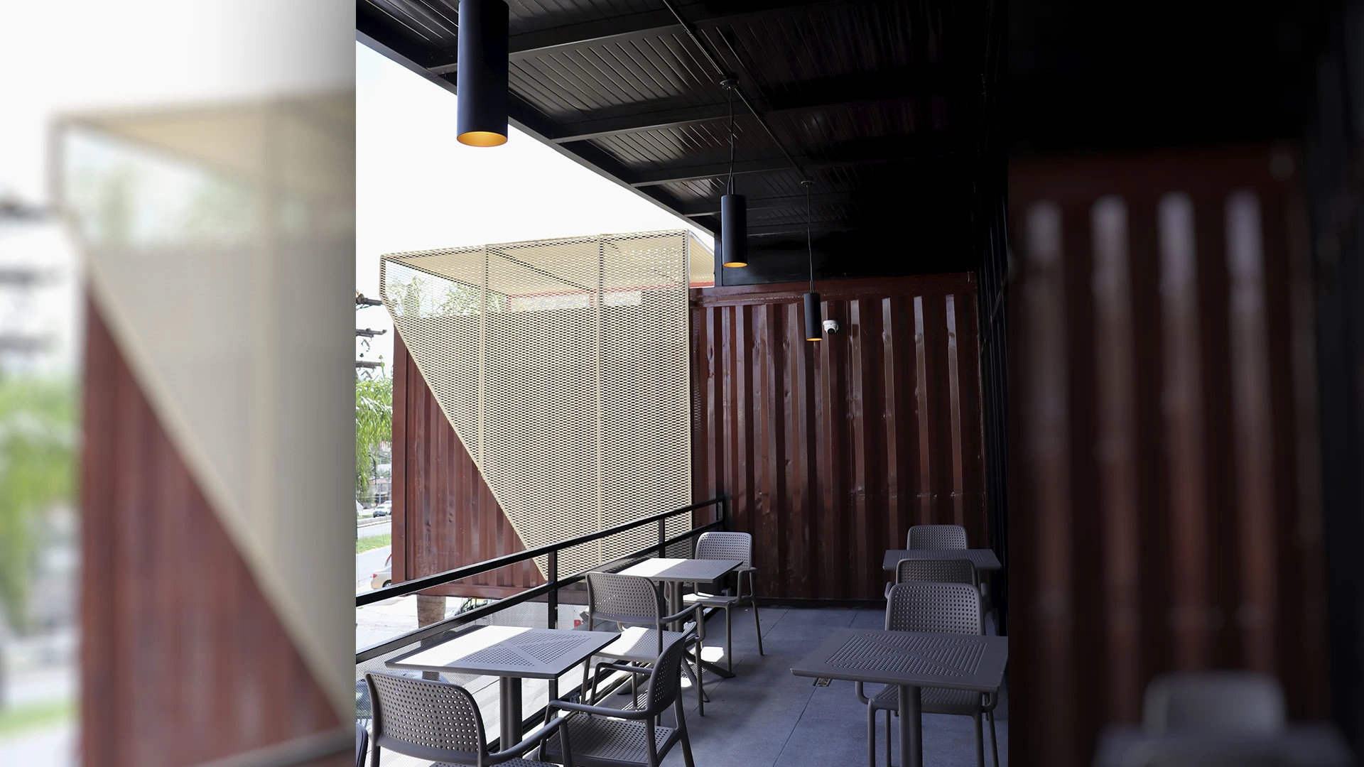 Construcción con Contenedores Comercial - Oscon Mty Tim Hortons Leones