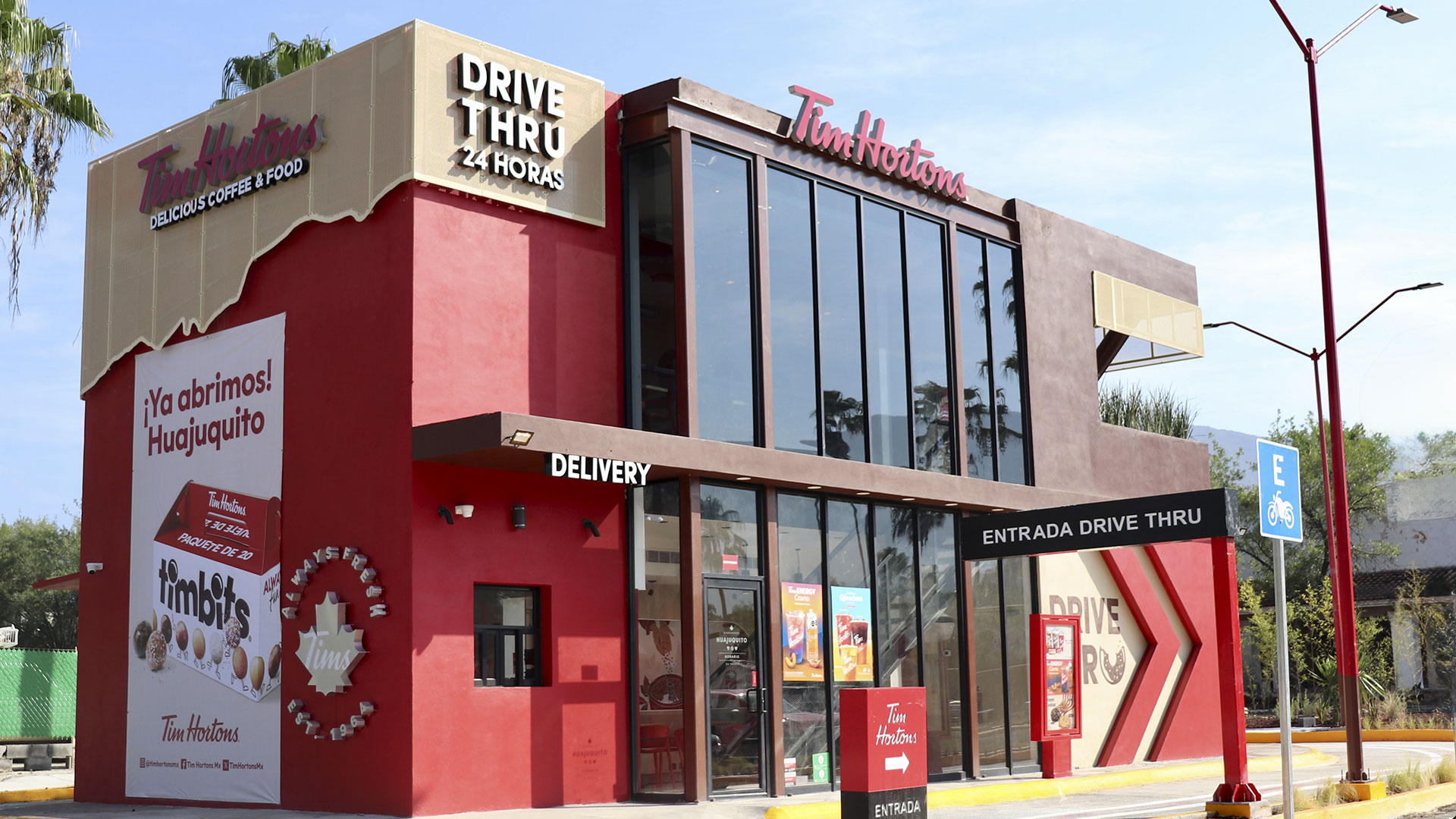 Construcción con Contenedores Marítimos Comercial - Oscon Monterrey México - Tim Hortons Huajuquito