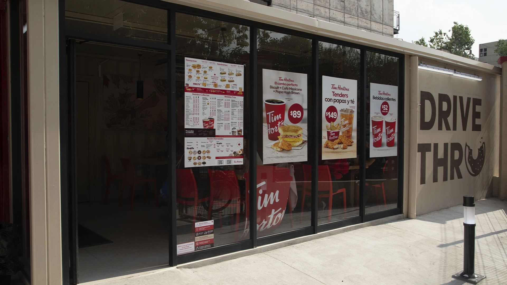 Construccion Modular con Contenedores Comercial - Oscon Monterrey - Tim Hortons Reforma