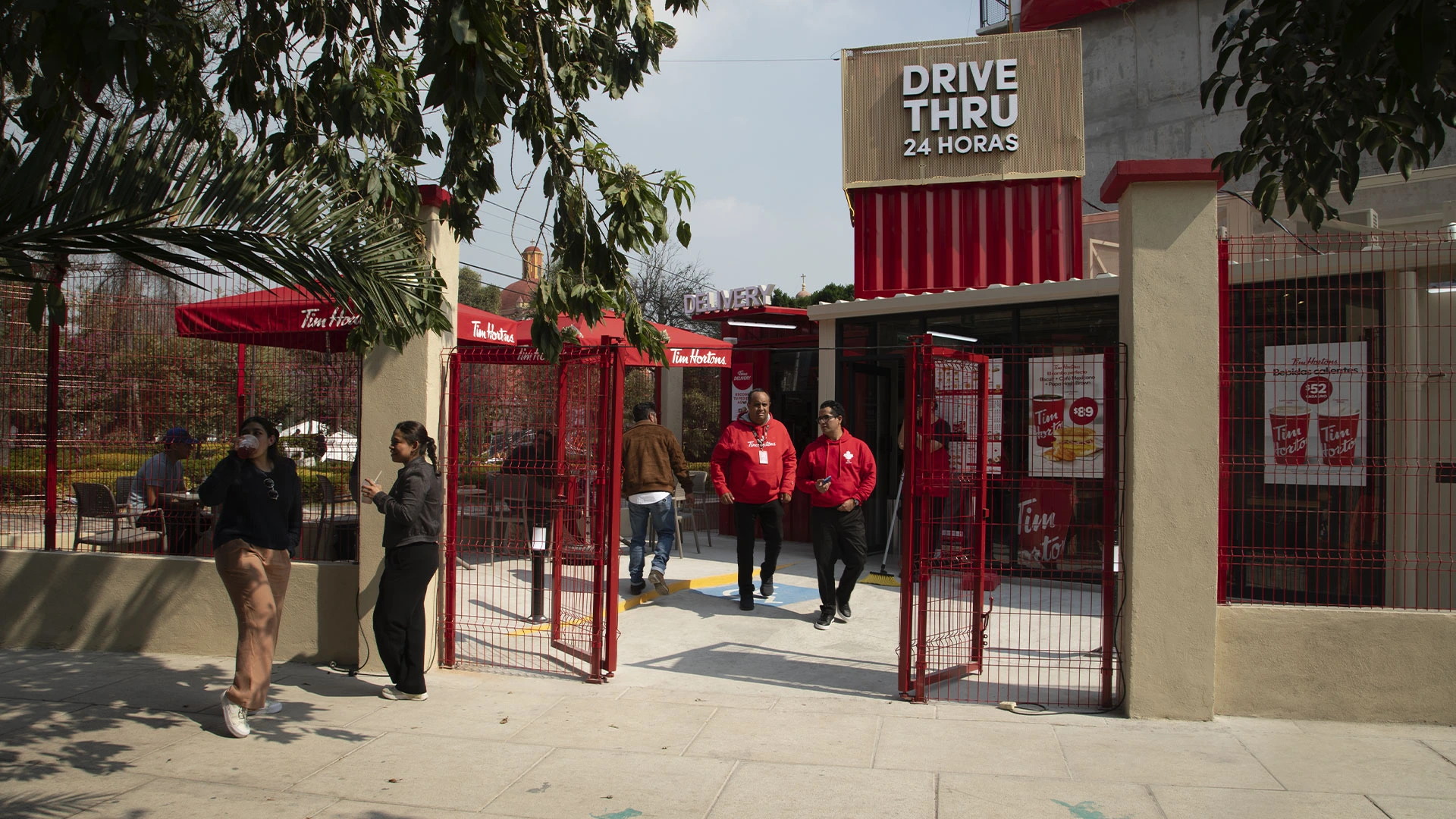 Oscon Mty México - Tim Hortons Reforma - Construcción Modular con Contenedores -Comercial